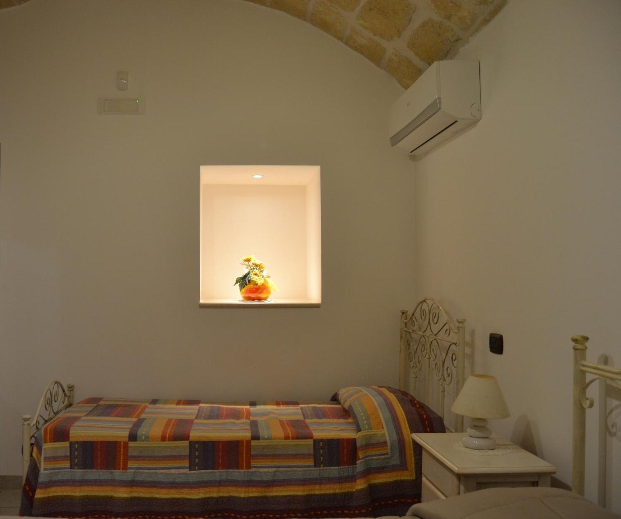 Al Borgo Antico Ristorante E B&B Crispiano Zewnętrze zdjęcie