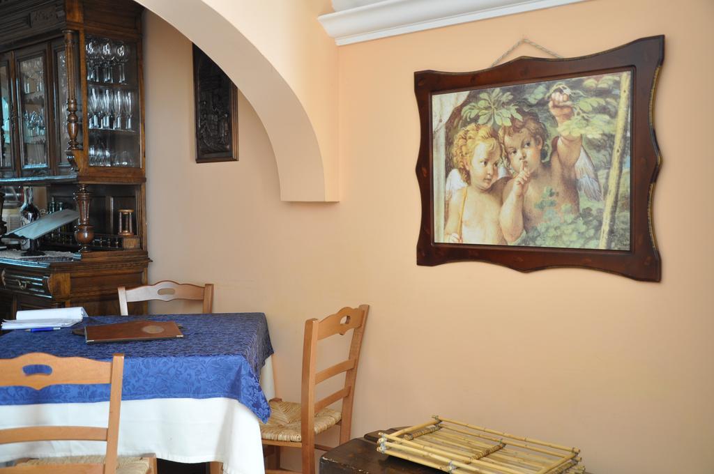 Al Borgo Antico Ristorante E B&B Crispiano Zewnętrze zdjęcie